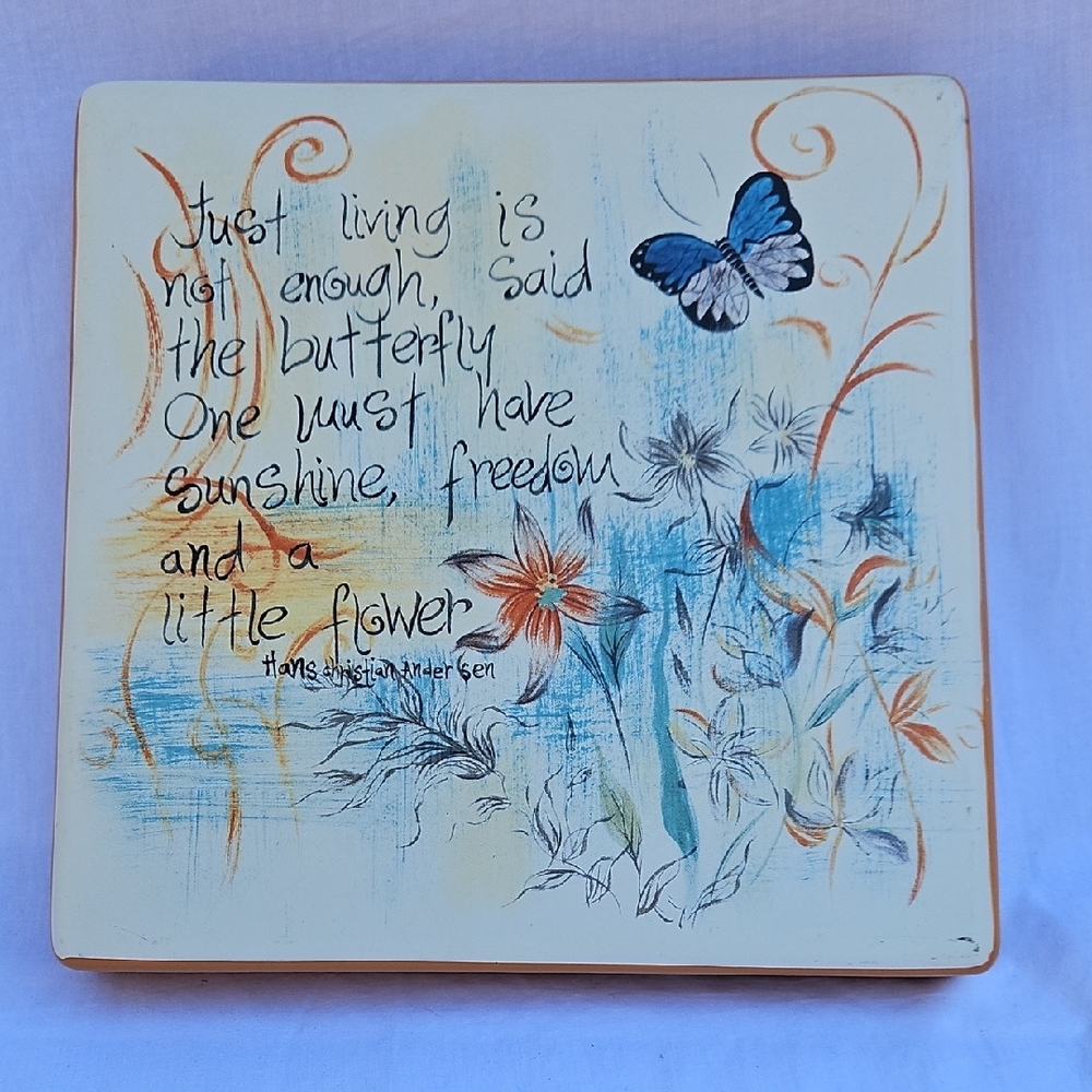 VINTAGE  RARE  CREATIF CERAMIC PLAQUE BUTTERFLY FLORAL DESIGN  TAMMY REPP ARTIST